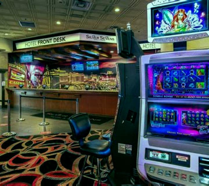 Rainbow Riches Crops of Cash online slot